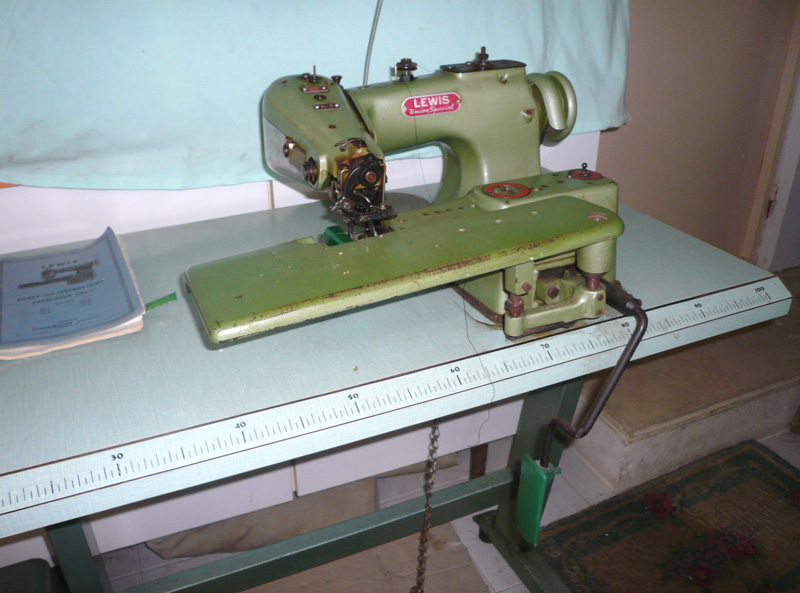 Machine à coudre industrielle occasion