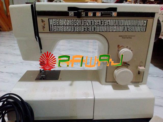 Machine a coudre a vendre