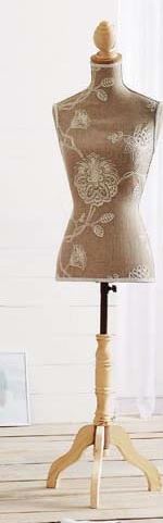 Buste de couture leclerc