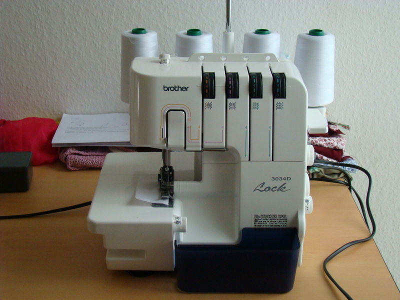 Surjeteuse brother 3034d