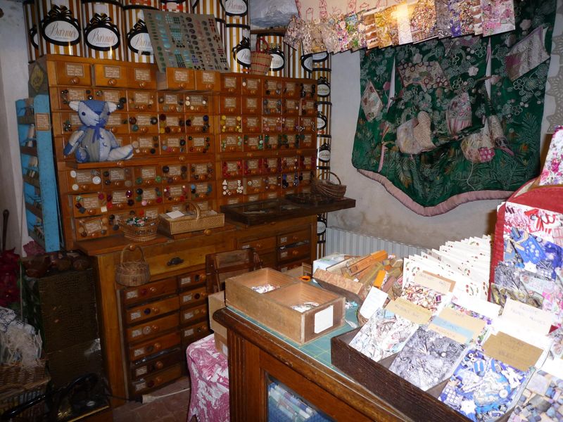 Mercerie ancienne