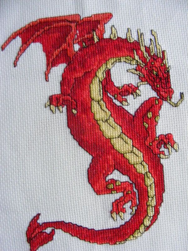 Dragon point de croix