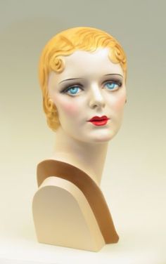 Deco mannequin