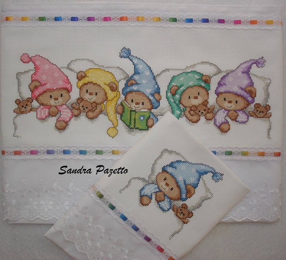 Drap bebe point de croix