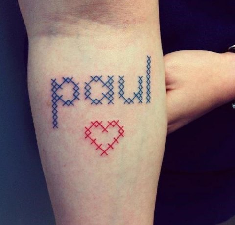 Tatouage point de croix