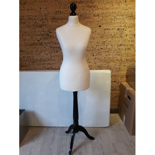 Mannequin couture 34