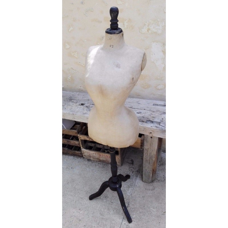 Buste couture ancien