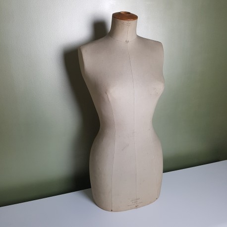 Buste mannequin paris