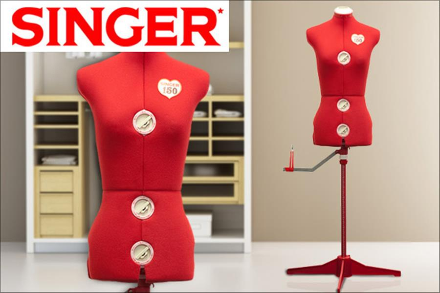 Singer mannequin couture