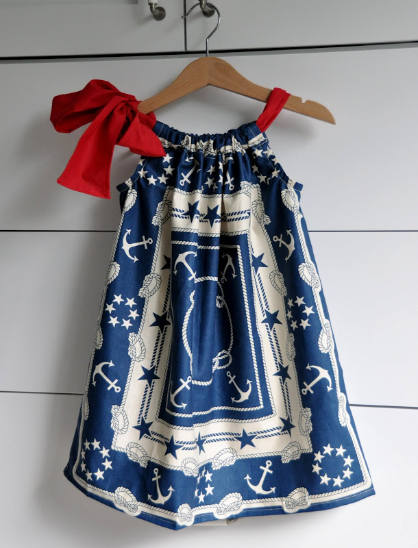 Couture robe facile fille