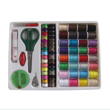 Coffret de fil pour machine a coudre