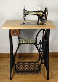Machine a coudre singera pedale