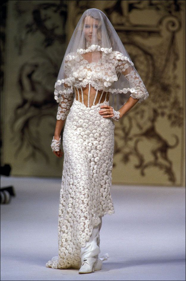 Robes de mariée karl lagerfeld