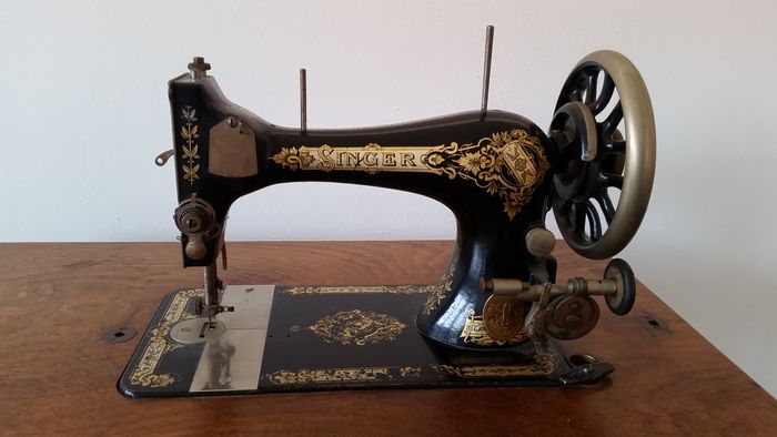 Ancien machine a coudre
