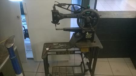 Machine a coudre cordonnier textima