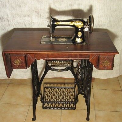 Ancienne machine a coudre singer 15b