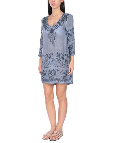 Robe de plage iconique