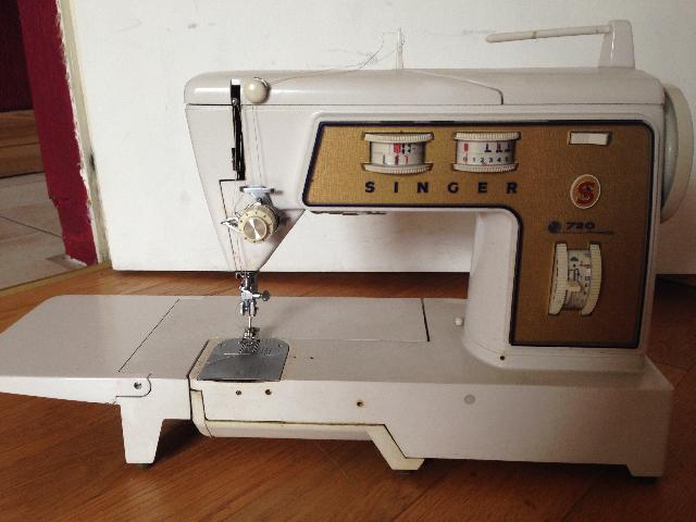 Machine a coudre a donner