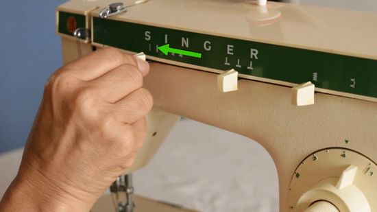 Se servire d'une machine a coudre