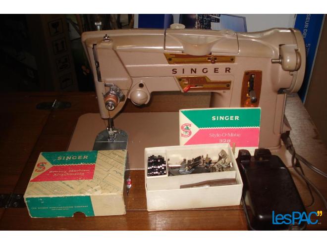 Meuble pour machine à coudre singer