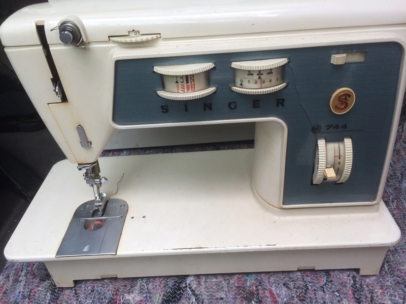 Piece detachee machine a coudre singer 784