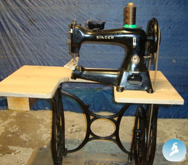 Machine a coudre 45k25