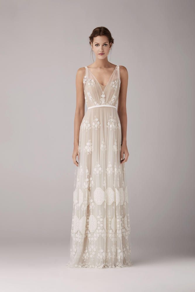 Robes de mariée plume paris