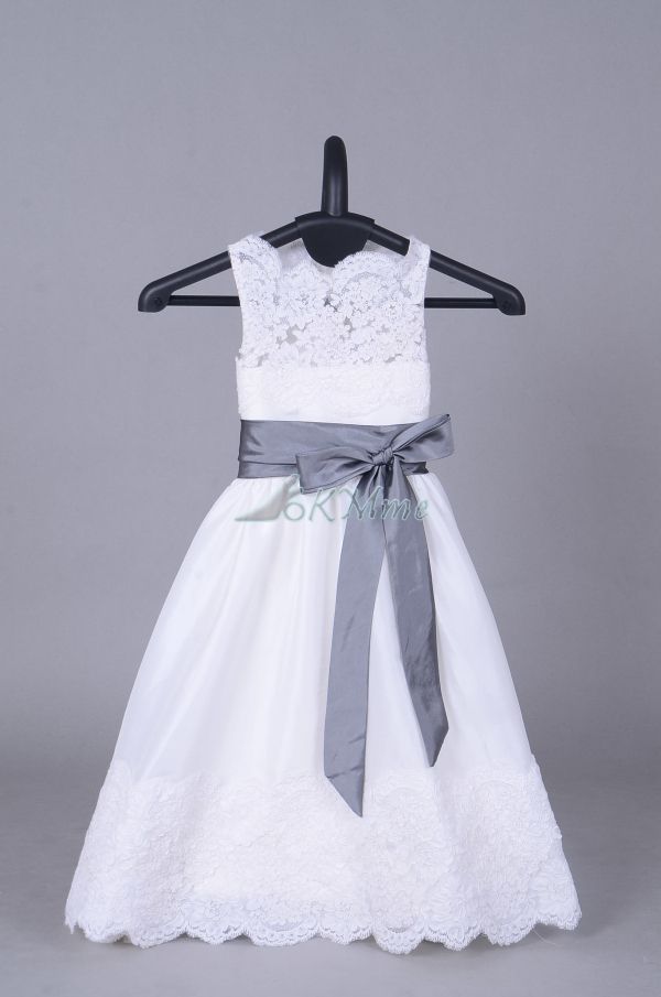 Robe fille en ligne