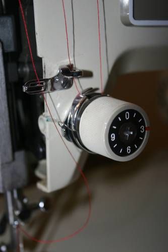 Petit citron machine à coudre