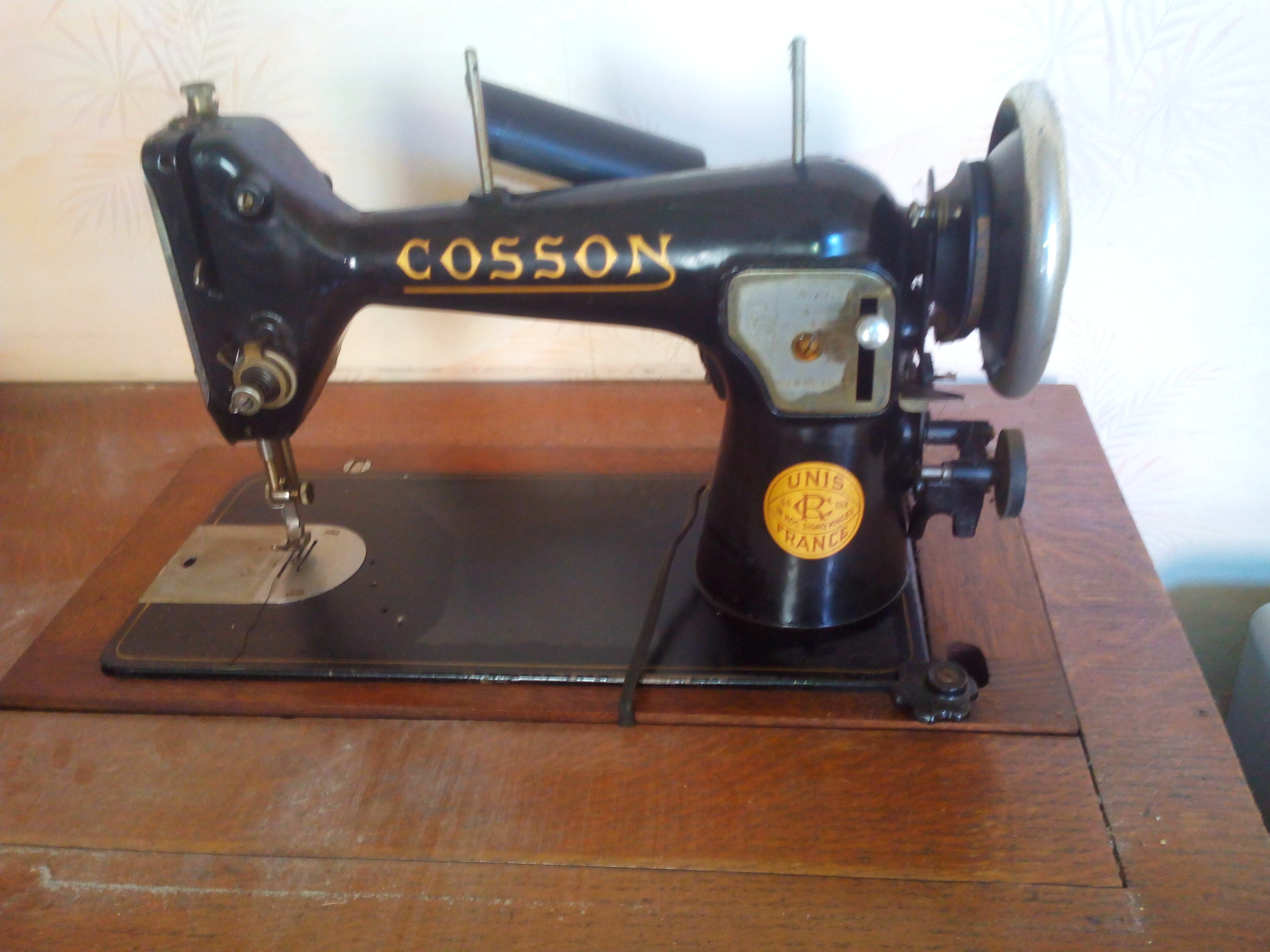 Cosson machine a coudre