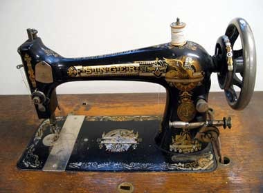 Machine a coudre historique
