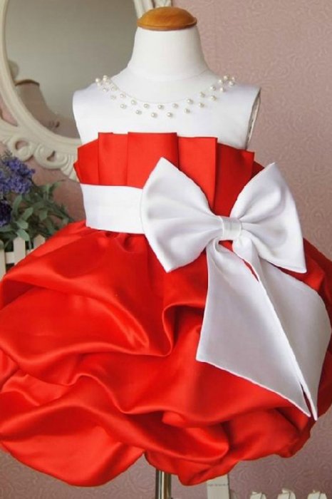 Robe fille blanche et rouge