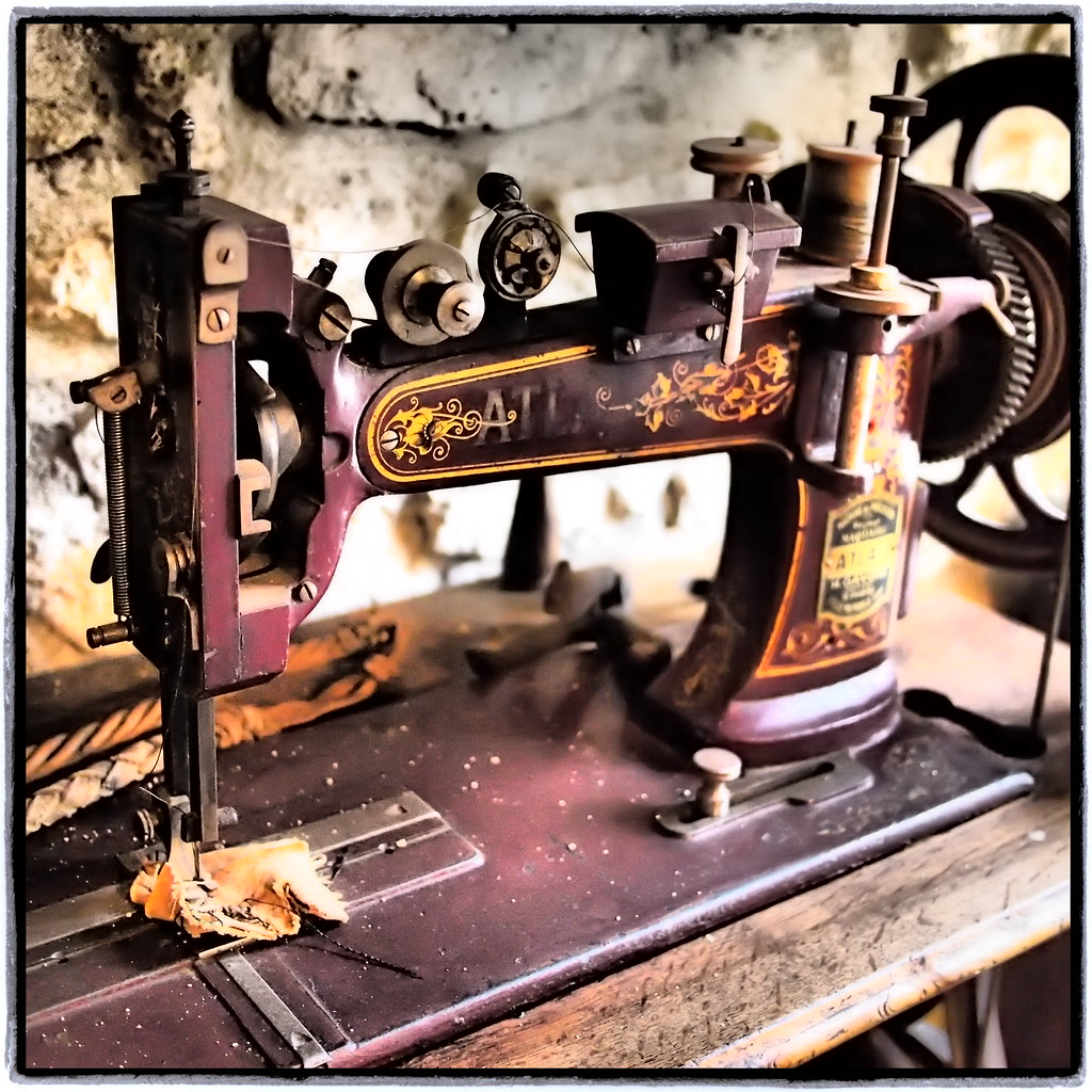 Machine a coudre atlas