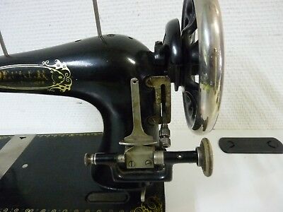 Machine a coudre ancienne marque allemande