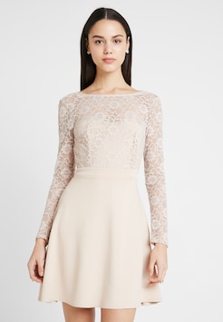 Habit soiree femme