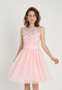 Petite robe de soirée