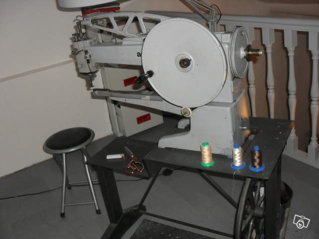 Machine à coudre de cordonnier