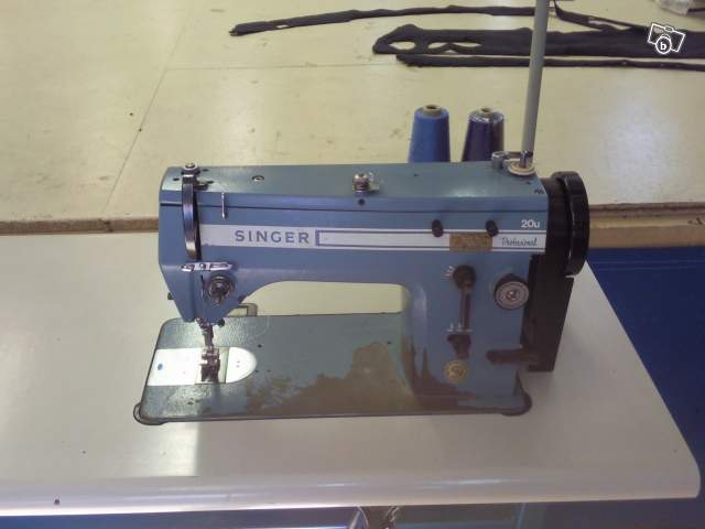 Machine a coudre singer professionnelle 20u
