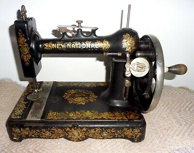 Machine a coudre ancienne new national