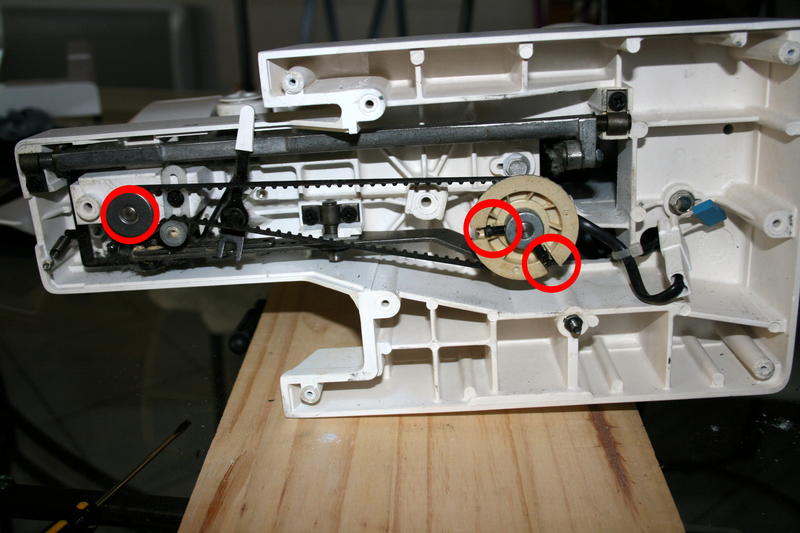 Reglage griffe machine a coudre