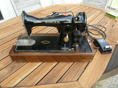Machine à coudre singer 15b88