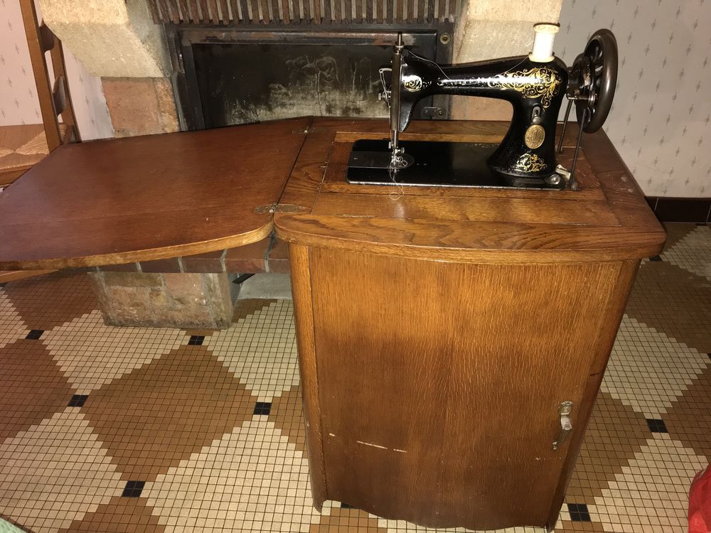 Machine a coudre vigneron ancienne