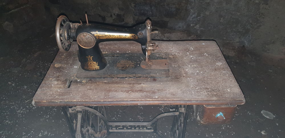 Machine a coudre le puy en velay