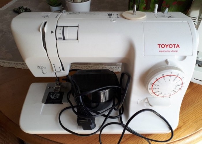 Acheter machine a coudre d'occasion
