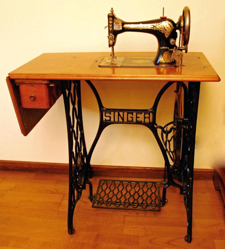Prix vieille machine à coudre singer