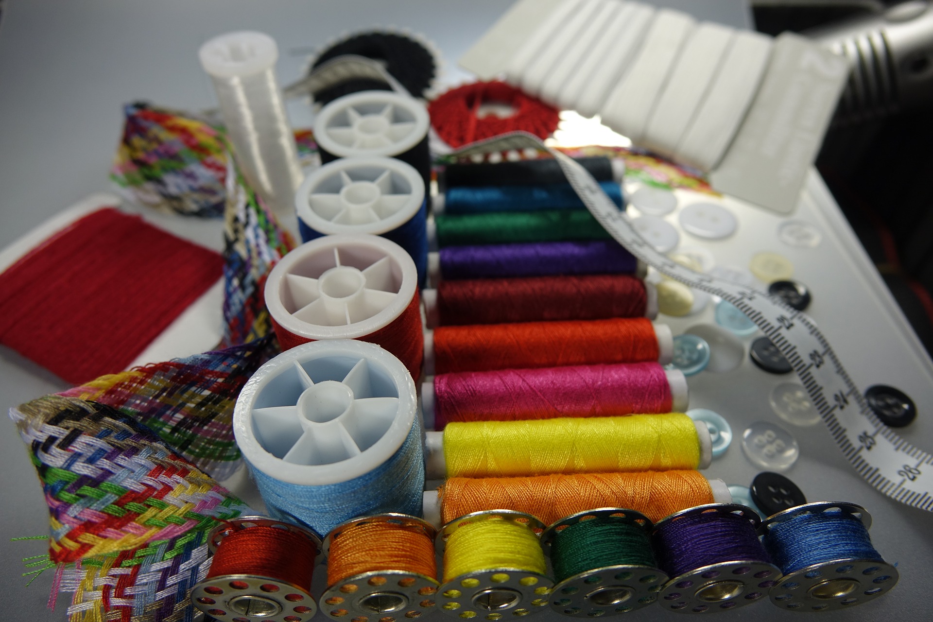 Demarrer couture machine a coudre