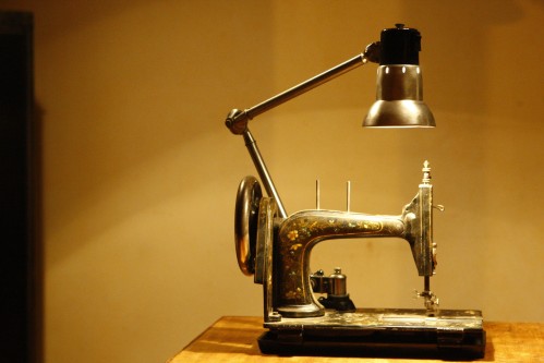 Lampe ancienne machine à coudre