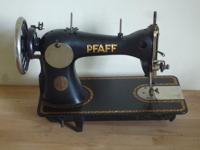 Notice machine a coudre singer futura 2000
