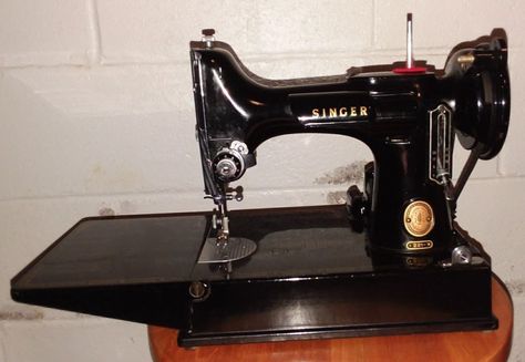 Machine a coudre featherweight