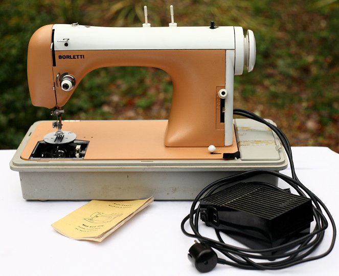 Machine à coudre borletti 1100